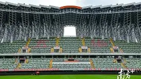 张一山锻炼途中膝盖受伤，自嘲步入中年