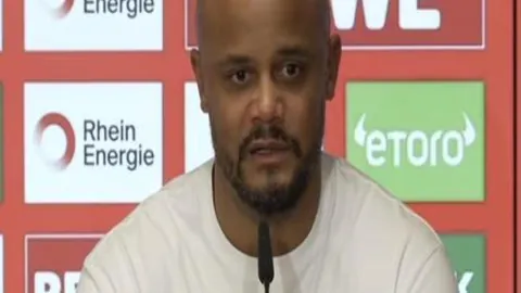 曼联报价求购加拉塔萨雷球员弗雷德